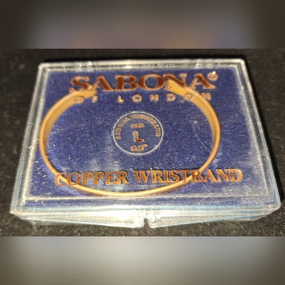 Sabona of London copper wristband - Picture 1 of 7